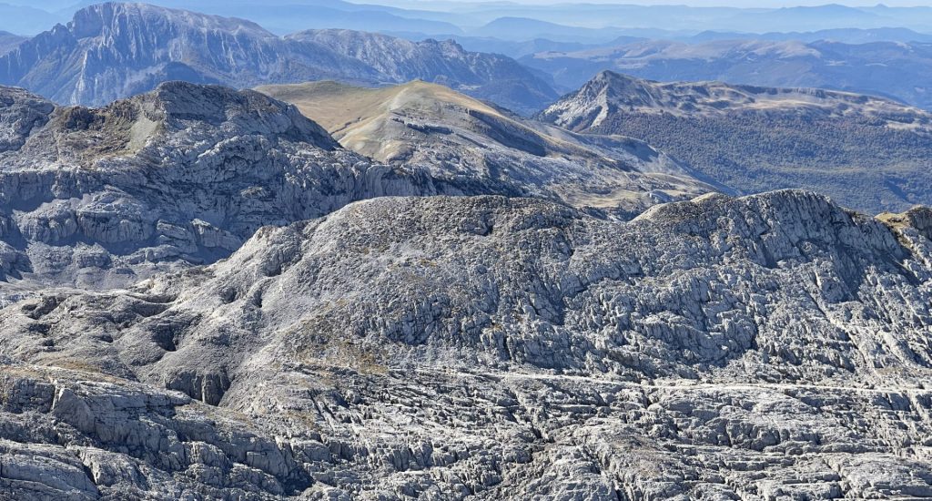 Vue depuis le Pic D’Anie, Hautes Pyrénées, France