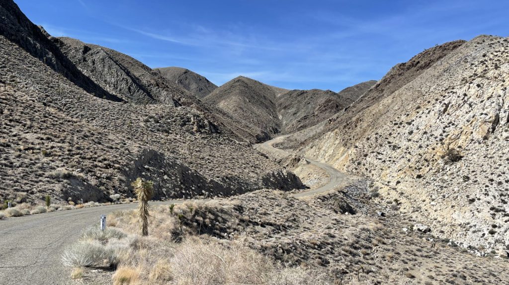 Big Pine Road, Death Valley Park, Californie, États Unis