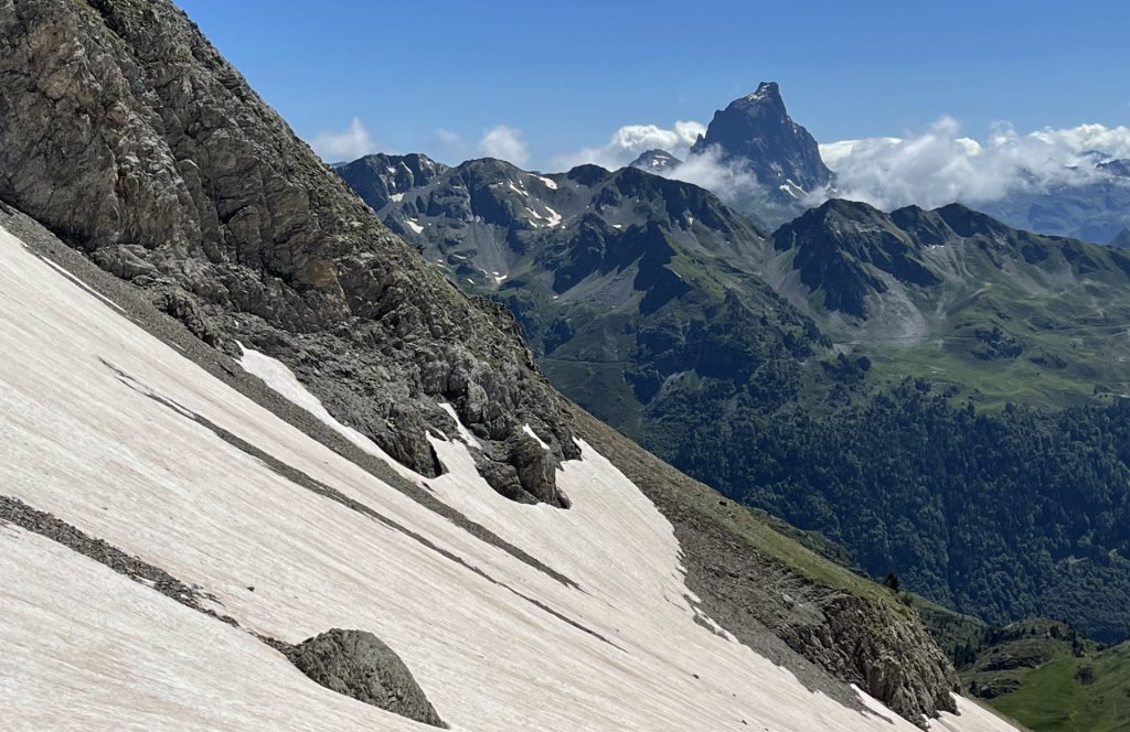 Pic du Midi D’Ossau depuis le col d’Hourquette d’Arre, Pyrénées Atlantiques, France