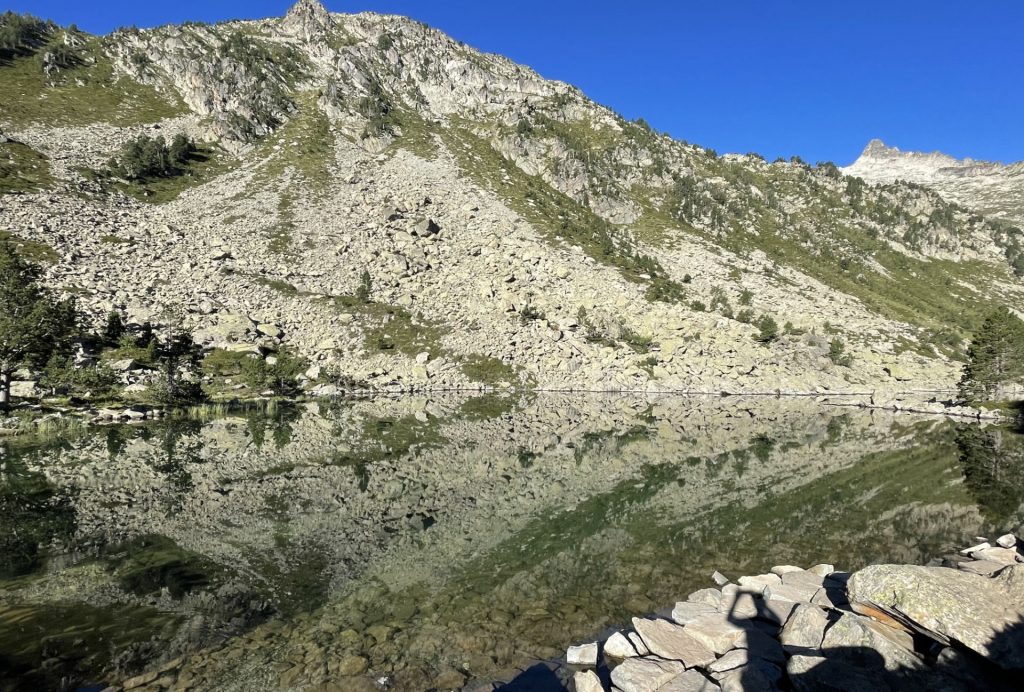 Lac Les Laquettes, Hautes Pyrénées, France 2